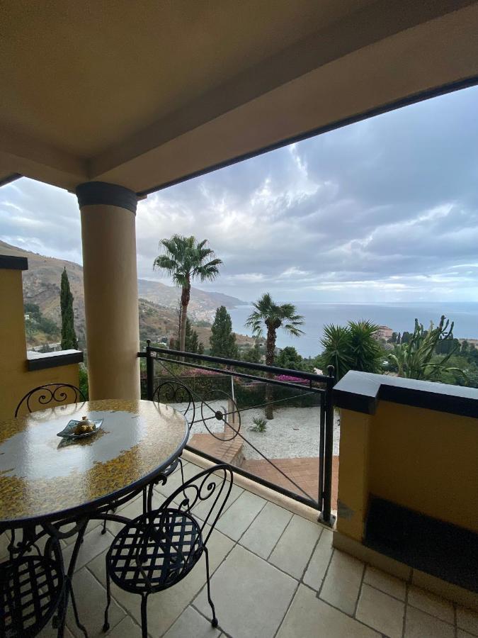 Taormina Bella Vista Apartment In Center With Pool By Taormina Holidays Εξωτερικό φωτογραφία